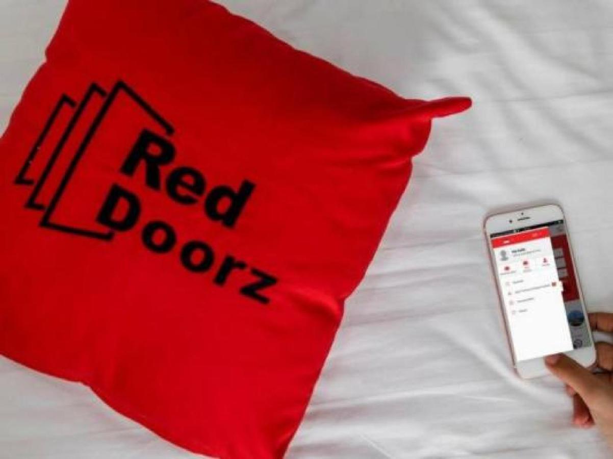Reddoorz Near Seasons City Mall Jakarta Exterior foto